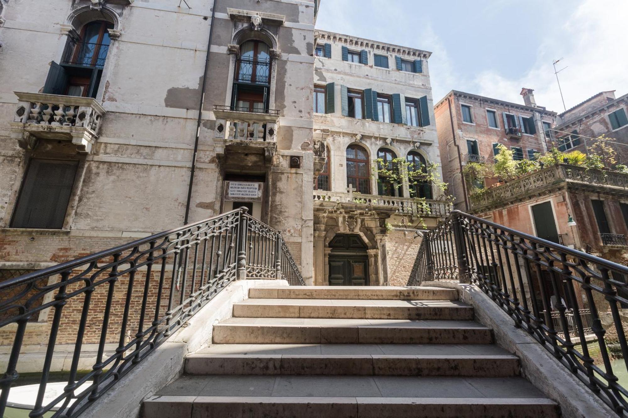Foresteria Valdese Venezia Екстериор снимка