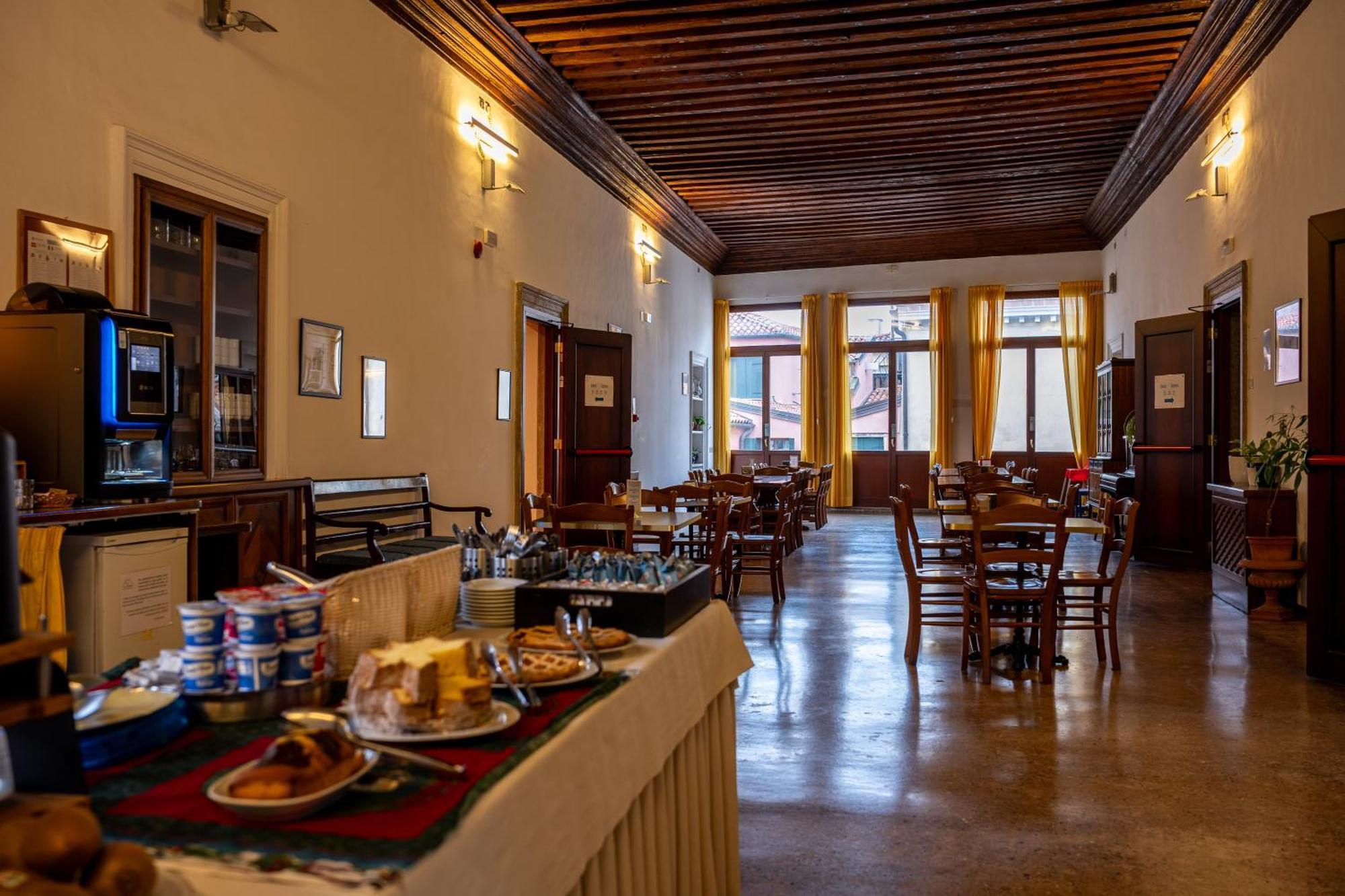 Foresteria Valdese Venezia Екстериор снимка