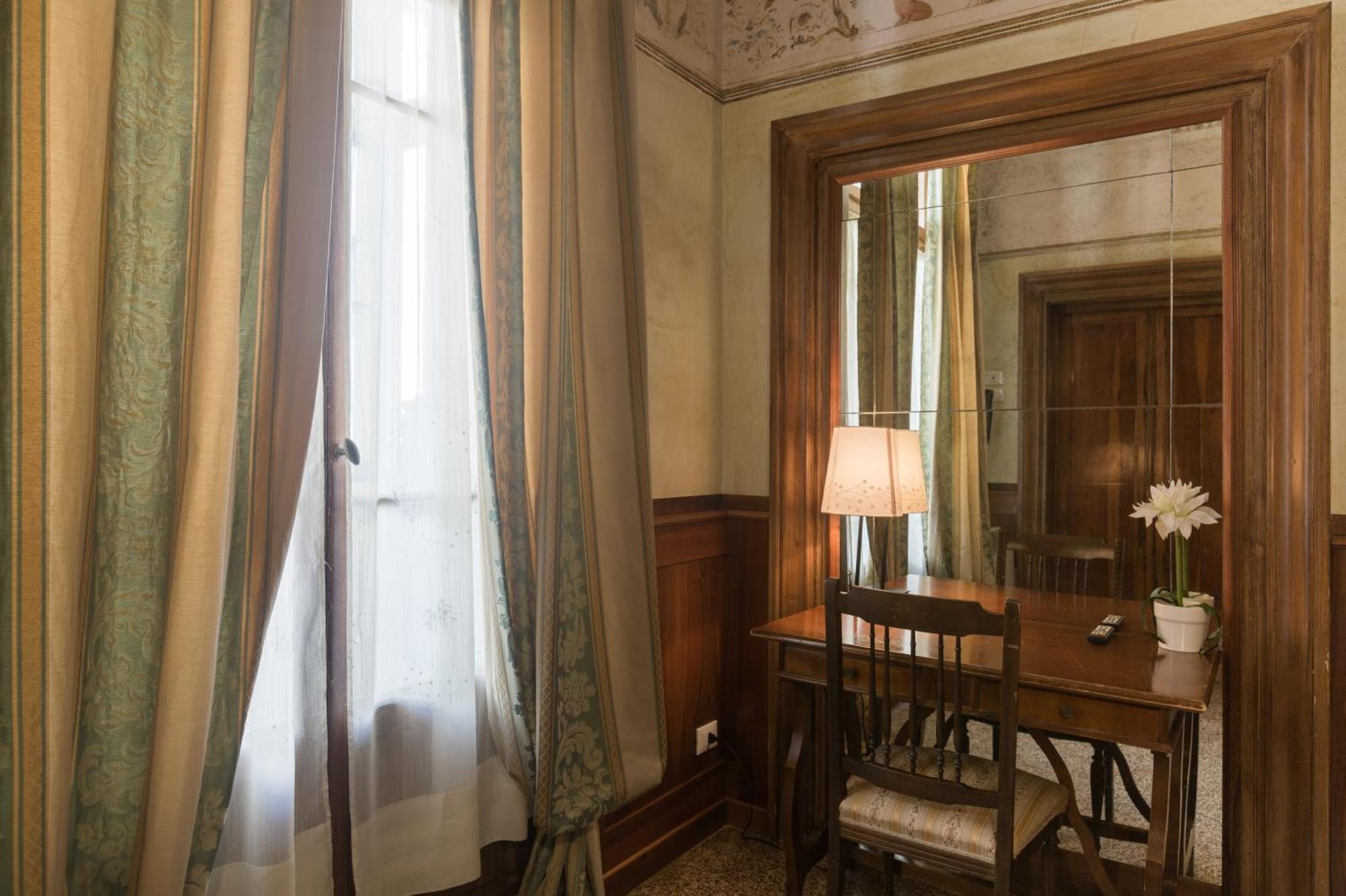 Foresteria Valdese Venezia Екстериор снимка