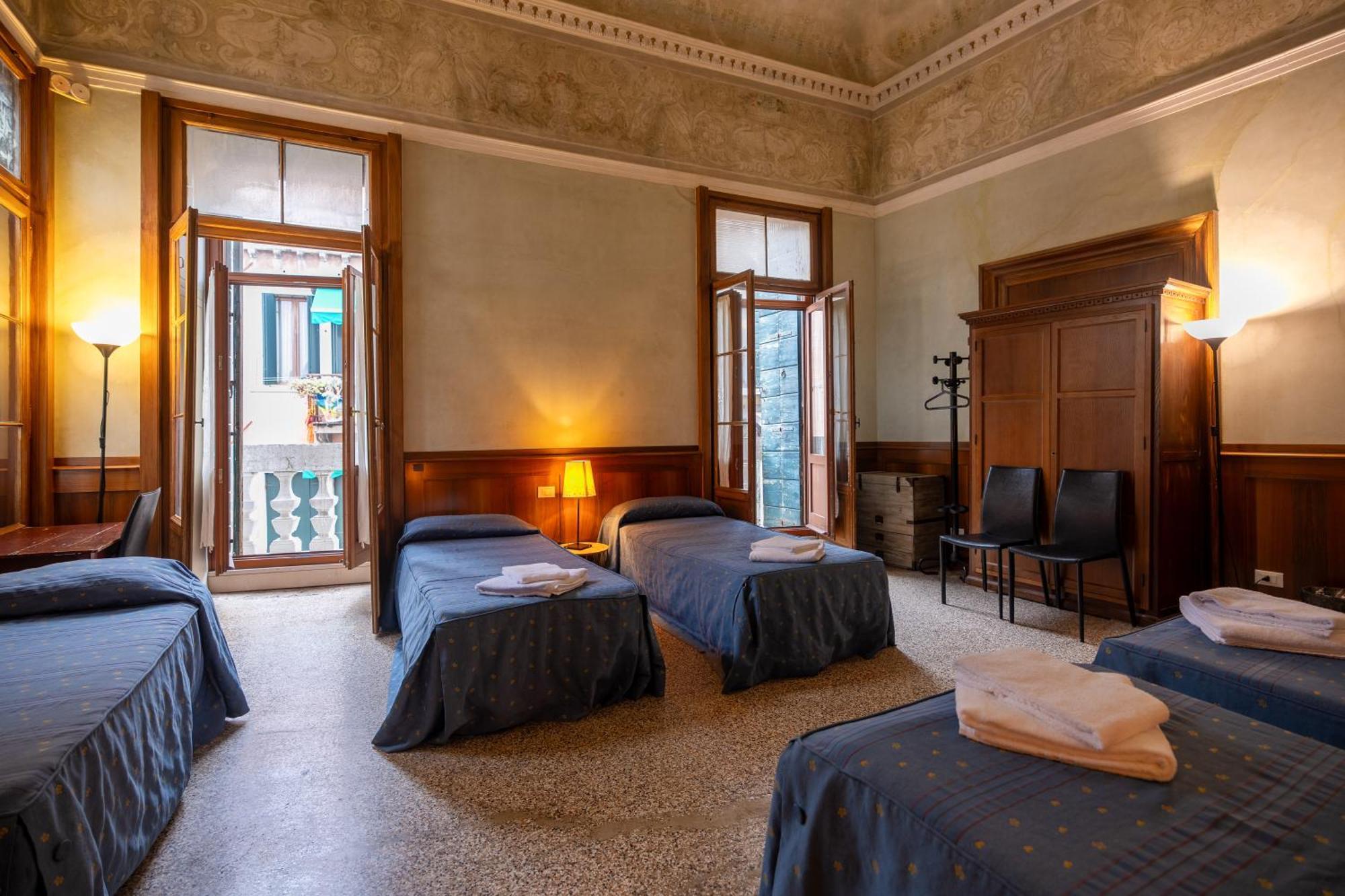 Foresteria Valdese Venezia Екстериор снимка